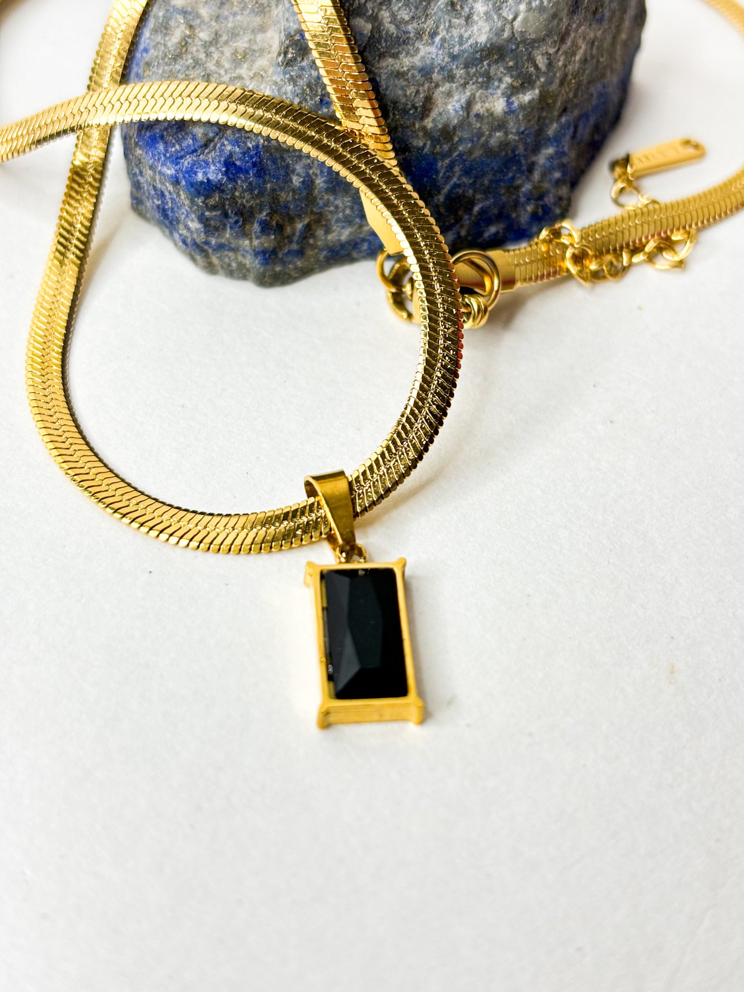 Snake Chain Necklace With Black Stone Pendant - 18K Gold Plated | Waterproof | Anti-Tarnish