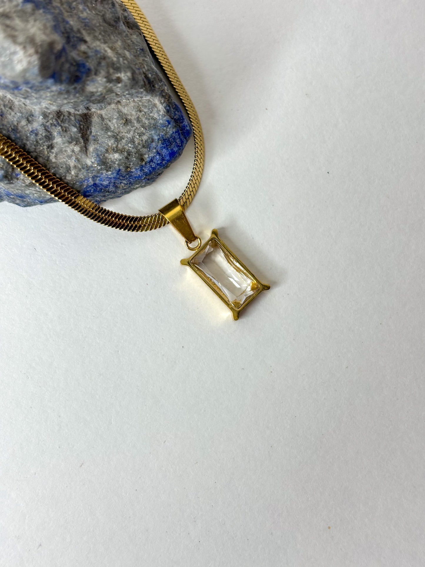 Snake Chain Necklace with White Stone Pendant - 18K Gold Plated | Waterproof | Anti-Tarnish