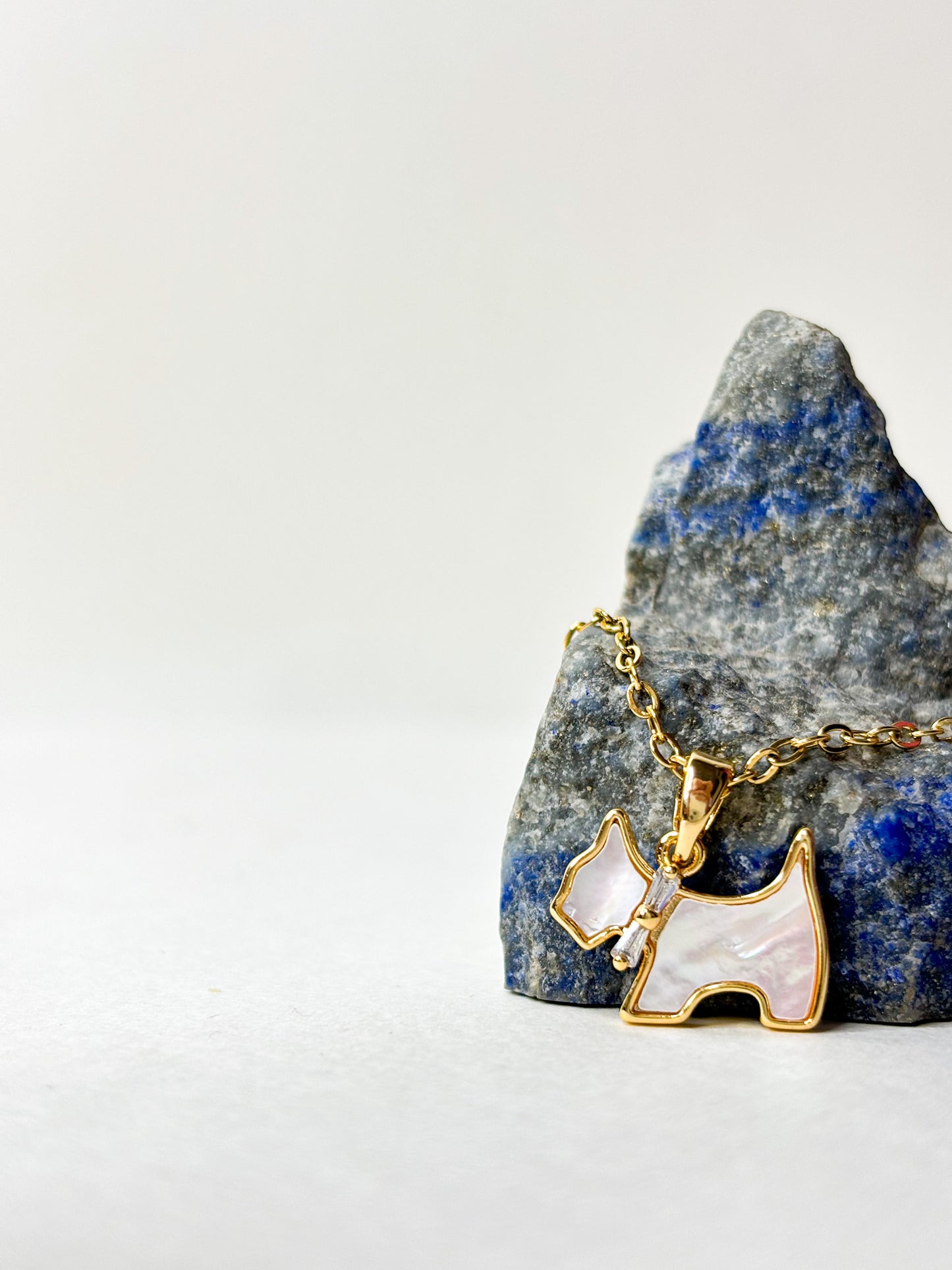 Dog Pendant Necklace - 18K Gold Plated | Waterproof | Anti-Tarnish