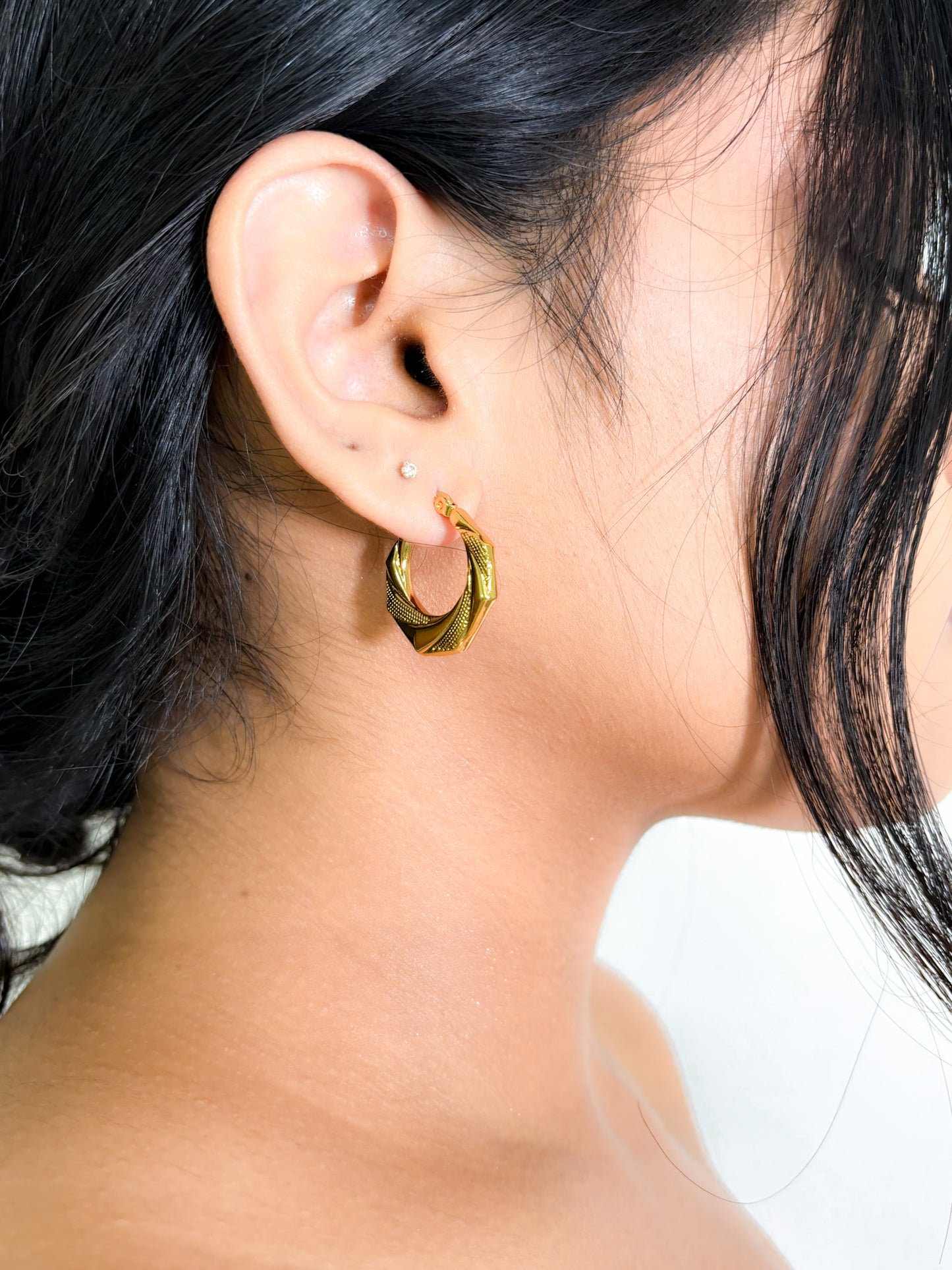 Riveria Hoops - 18K Gold Plated | Waterproof | Anti-Tarnish