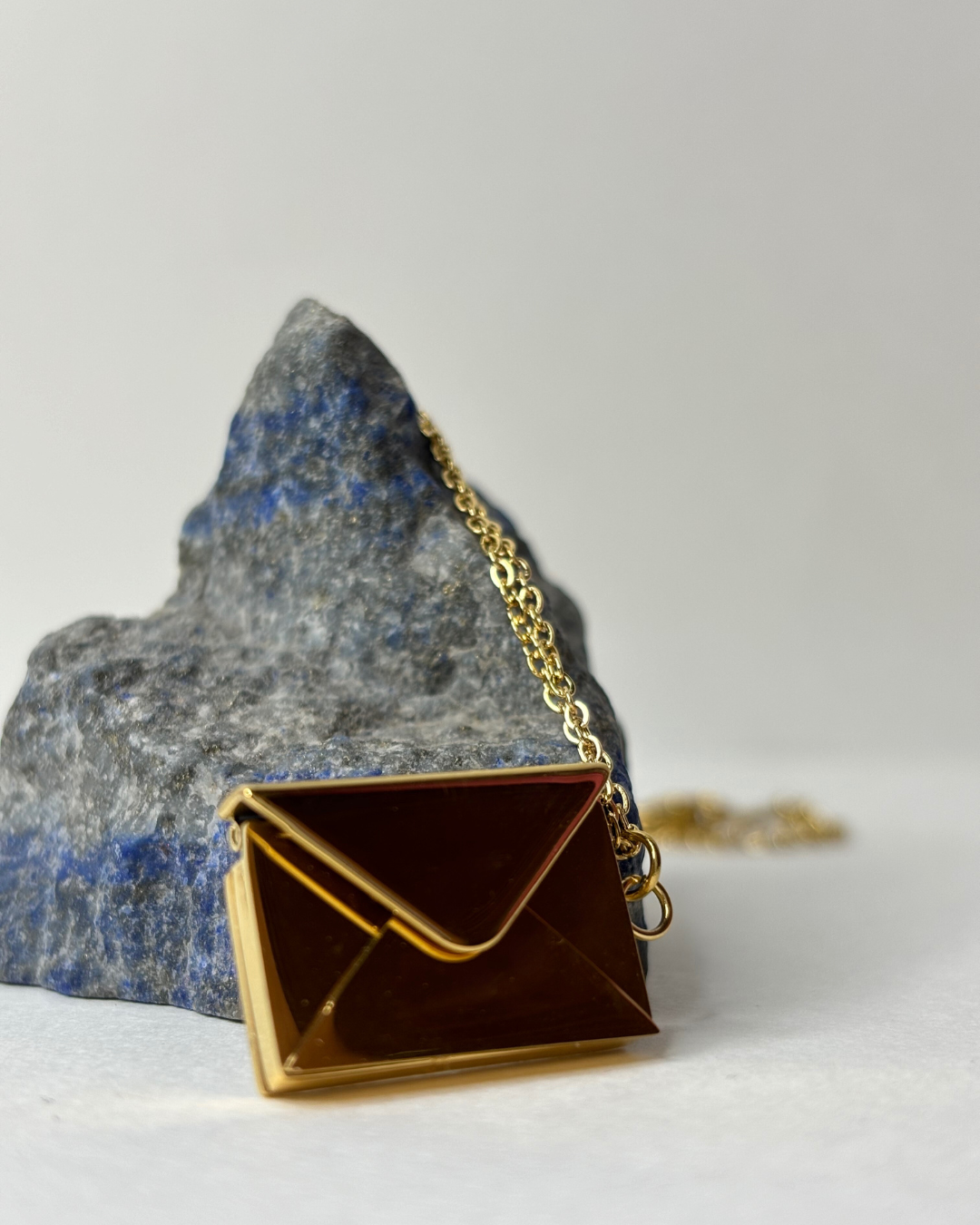 Envelope Pendant Necklace - 18K Gold Plated | Waterproof | Anti-Tarnish