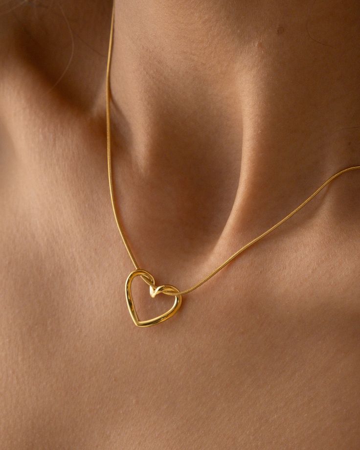 Heart In Harmony Necklace  - 18K Gold Plated | Waterproof | Anti-Tarnish